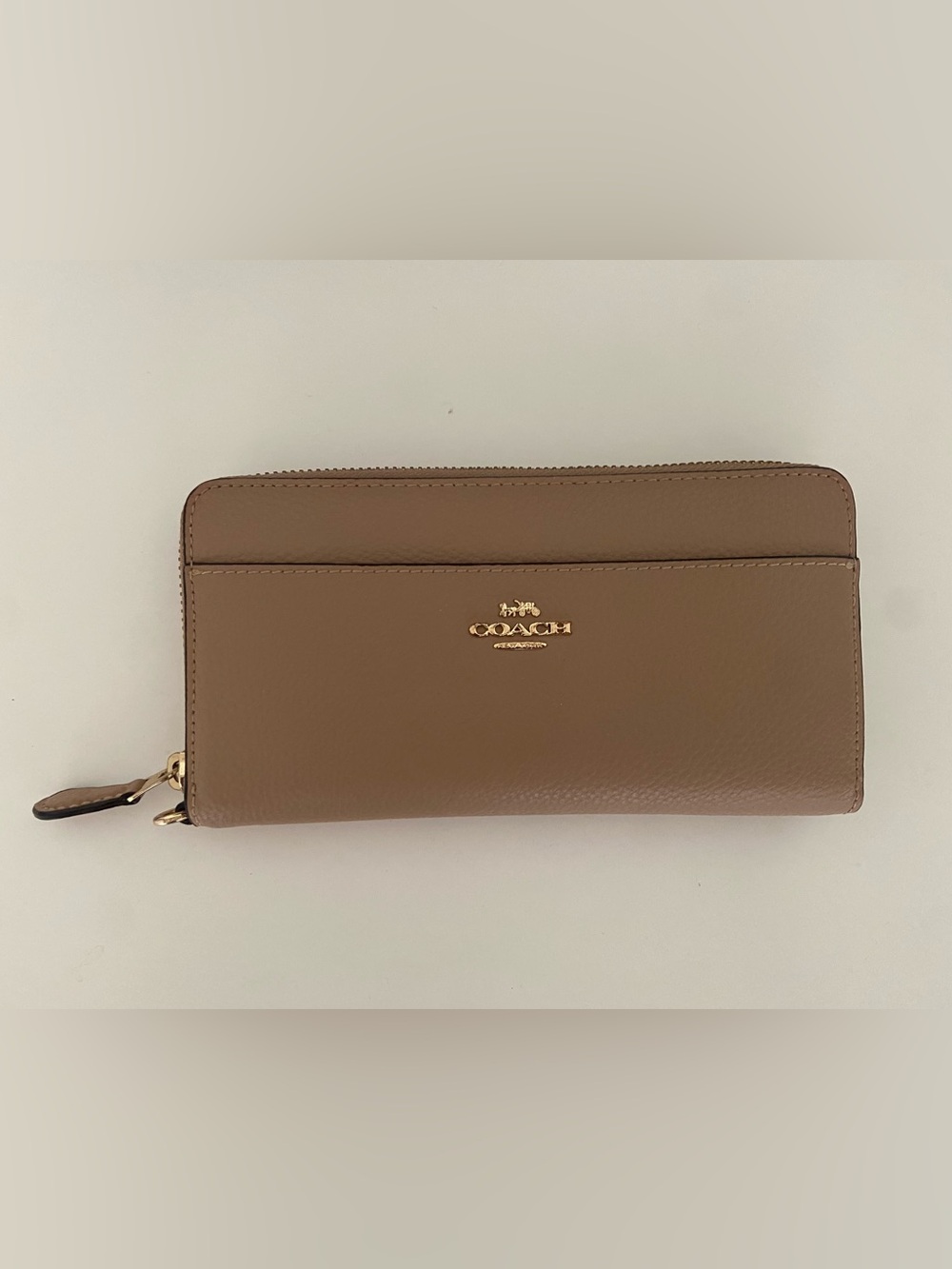 COACH Pebbled Leather Zip Wallet in Taupe Brown with Gold Logo